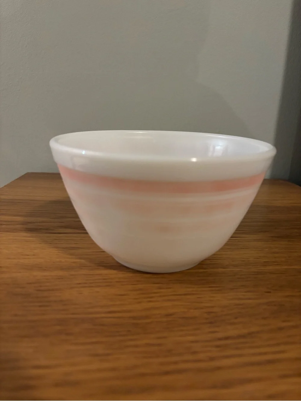 Pyrex white milk glass mixing bowl 401 pink rainbow stripes vintage small 1.5